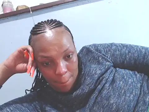 Eroticdollxx3 online show from October 30, 7:33 pm