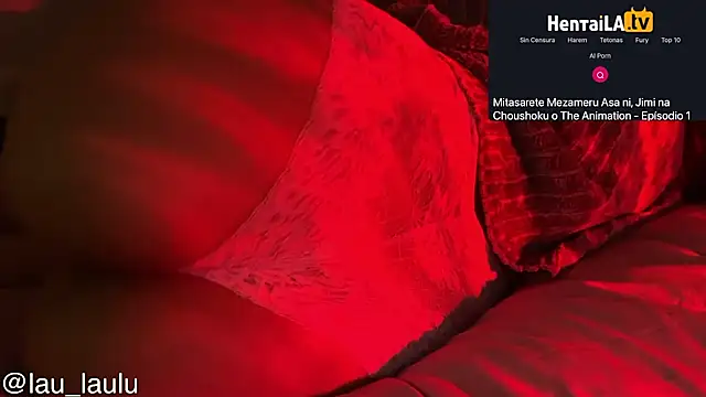 Snapshot of lau_laulu chatting on February 11, 12:43 am lau laulu online show from February 11, 12:43 am