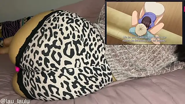 Snapshot of lau_laulu chatting on December 21, 2:35 am lau laulu online show from December 21, 2:35 am