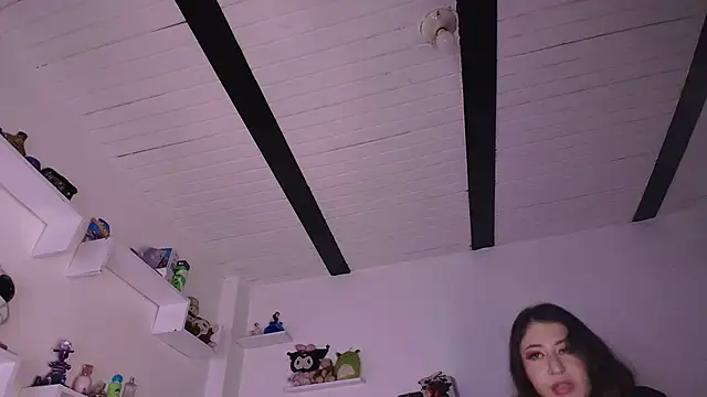 annyharriis online show from December 16, 8:02 pm