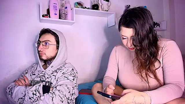 annyharriis online show from February 25, 11:15 pm