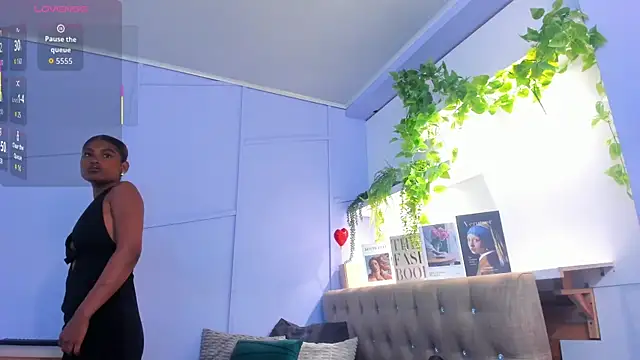 halleylorens online show from March 14, 6:14 pm