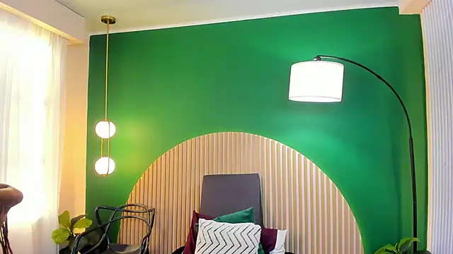 halleylorens online show from October 9, 7:25 pm