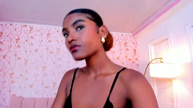 Snapshot of halleylorens chatting on July 6, 7:05 pm halleylorens online show from July 6, 7:05 pm