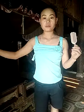 Ruaiuoi online show from April 15, 8:42 am