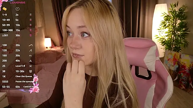 HeyMonkey  online show from December 22, 12:49 pm