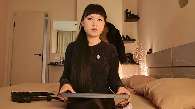 Snapshot of PurpleD1va chatting on November 17, 8:13 pm PurpleD1va online show from November 17, 8:13 pm