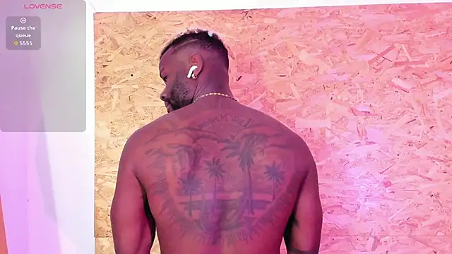 santiblack7 online show from November 26, 2:00 am