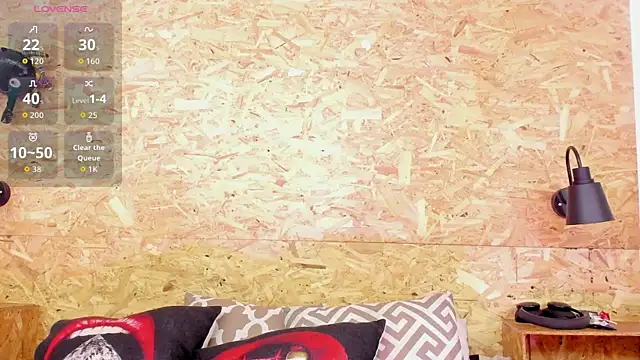 santiblack7 online show from November 5, 6:55 pm