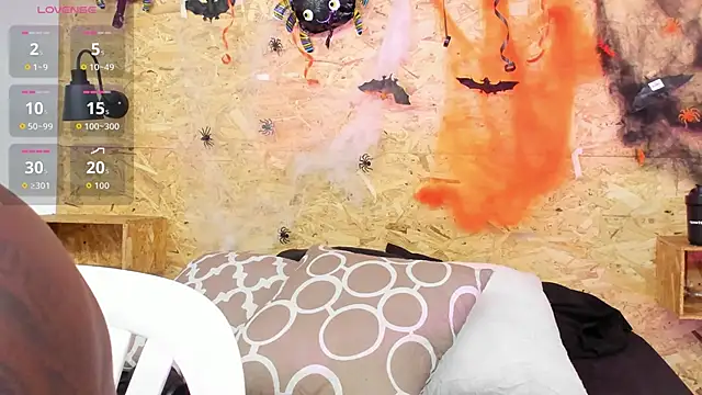 santiblack7 online show from October 30, 7:33 pm