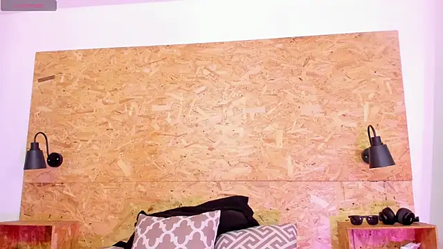 santiblack7 online show from October 21, 7:24 pm