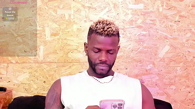 santiblack7 online show from November 29, 2:55 am