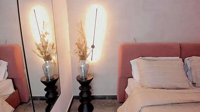 Snapshot of ArianaSilva_ chatting on November 9, 1:15 pm ArianaSilva online show from November 9, 1:15 pm