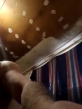 Snapshot of lucho2328 chatting on October 27, 10:33 pm lucho2328 online show from October 27, 10:33 pm