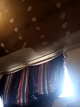 Snapshot of lucho2328 chatting on September 28, 9:55 pm lucho2328 online show from September 28, 9:55 pm