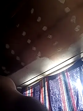 Snapshot of lucho2328 chatting on September 27, 8:37 pm lucho2328 online show from September 27, 8:37 pm