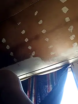 Snapshot of lucho2328 chatting on November 9, 7:29 pm lucho2328 online show from November 9, 7:29 pm