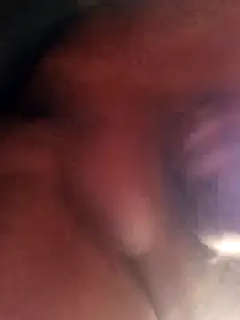 Snapshot of lucho2328 chatting on November 8, 10:46 pm lucho2328 online show from November 8, 10:46 pm