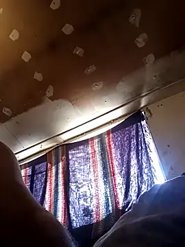 Snapshot of lucho2328 chatting on October 5, 9:05 pm lucho2328 online show from October 5, 9:05 pm