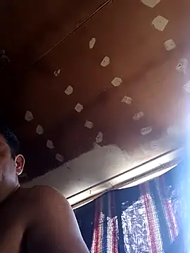 Snapshot of lucho2328 chatting on November 10, 8:58 pm lucho2328 online show from November 10, 8:58 pm