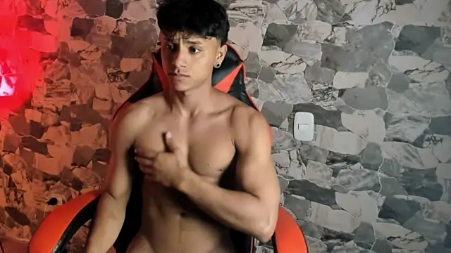 Snapshot of ZYZZ1312 chatting on June 18, 5:06 am ZYZZ1312 online show from June 18, 5:06 am