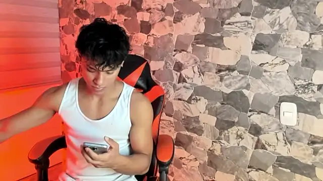 Snapshot of ZYZZ1312 chatting on July 20, 3:14 am ZYZZ1312 online show from July 20, 3:14 am