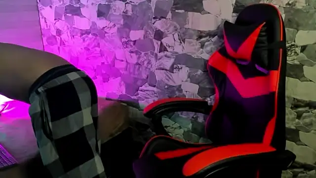 ZYZZ1312 online show from April 3, 3:57 am