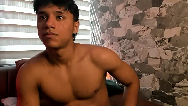 Snapshot of ZYZZ1312 chatting on February 9, 7:23 pm ZYZZ1312 online show from February 9, 7:23 pm