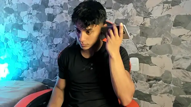 ZYZZ1312 online show from May 19, 2:02 pm