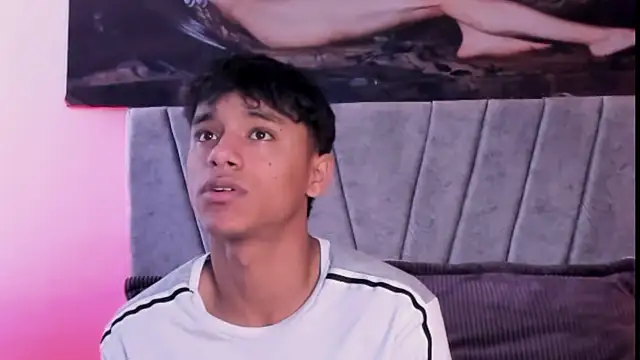 Snapshot of ZYZZ1312 chatting on November 6, 4:11 pm ZYZZ1312 online show from November 6, 4:11 pm