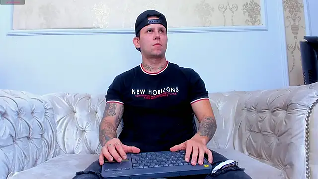 Scott Clark online show from November 30, 11:11 am