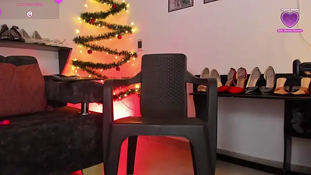 Snapshot of valery_14_ chatting on November 20, 7:14 pm valery 14 online show from November 20, 7:14 pm