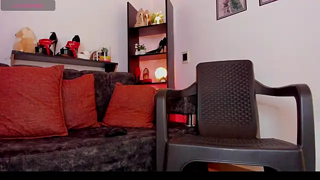 valery 14  online show from April 23, 7:04 pm