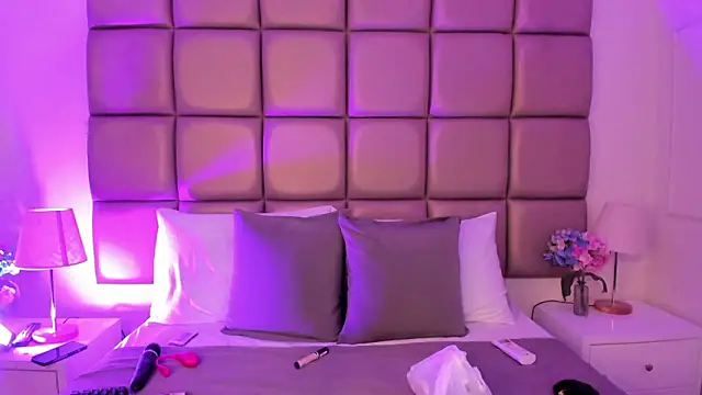 MiaMillers1 online show from January 15, 11:13 am