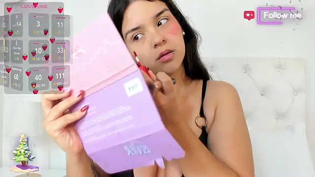 MiaMillers1 online show from December 21, 12:07 pm