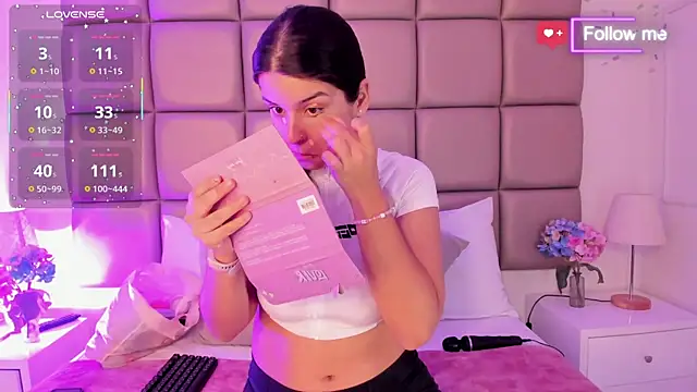 MiaMillers1 online show from January 16, 11:25 am