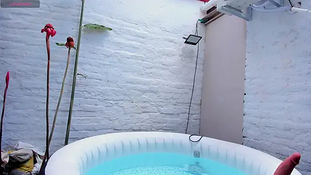 MONIK FOX CR online show from September 28, 7:43 pm