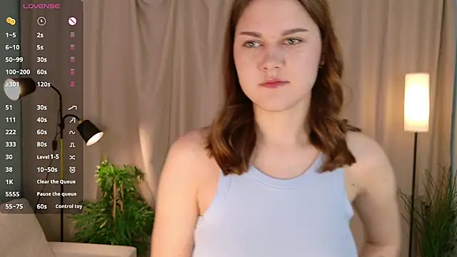 Snapshot of lisabaus chatting on October 21, 7:08 am lisabaus online show from October 21, 7:08 am