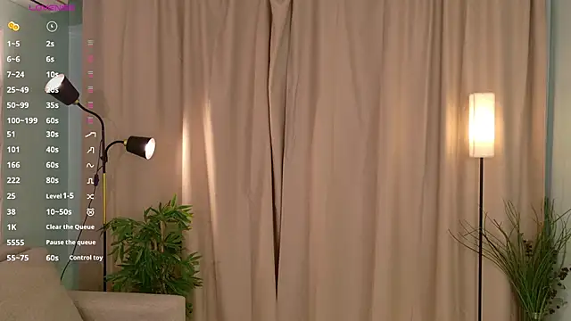 Snapshot of lisabaus chatting on November 21, 7:07 am lisabaus online show from November 21, 7:07 am