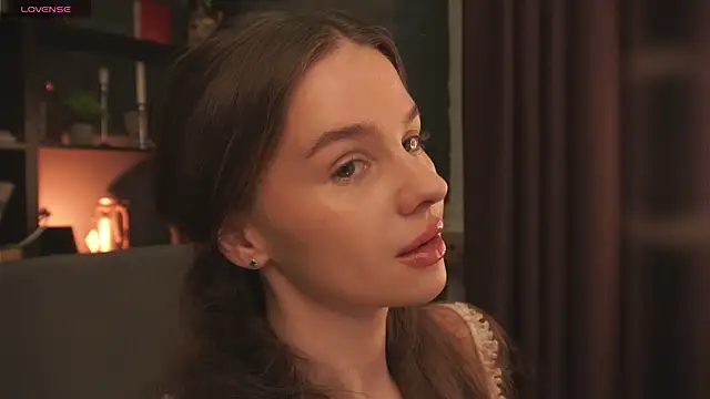 Snapshot of Olivia_Farrell chatting on October 1, 12:53 pm Olivia Farrell online show from October 1, 12:53 pm