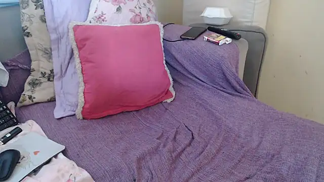 ayanahot  online show from December 4, 9:52 am