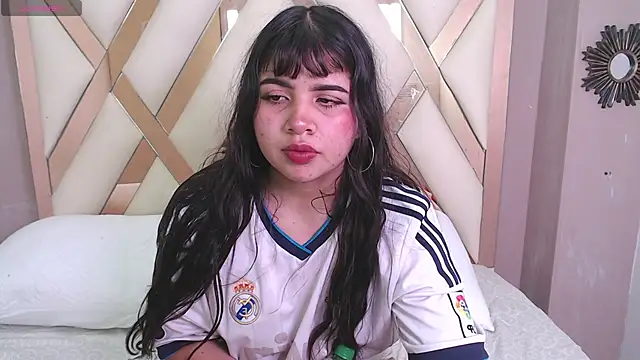 Zara Snow online show from November 14, 3:48 pm