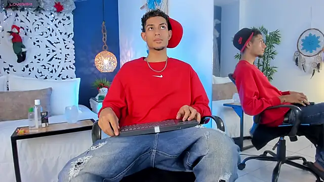 Adonis WB online show from December 16, 3:55 am