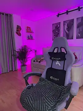 paula boom online show from December 16, 3:44 am