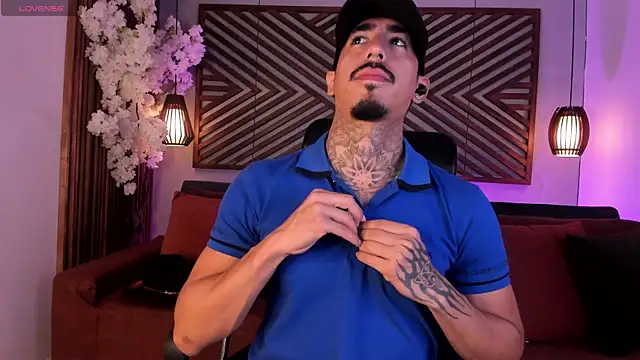 Donovan Desmond online show from February 26, 12:21 am