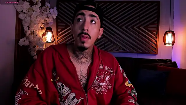 Donovan Desmond online show from March 12, 6:28 am