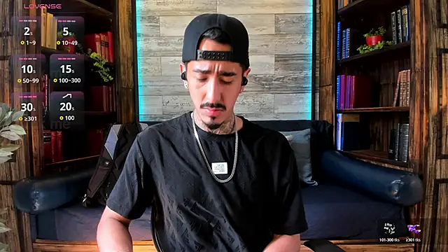 Donovan Desmond online show from April 13, 7:51 pm