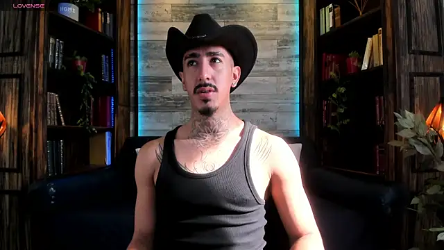 Donovan Desmond online show from May 15, 8:40 pm