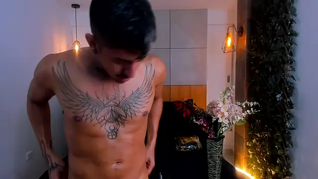 Donovan Desmond online show from October 31, 10:49 pm