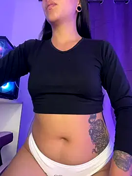 Snapshot of AlessiaSmith11 chatting on November 2, 3:33 am AlessiaSmith11 online show from November 2, 3:33 am